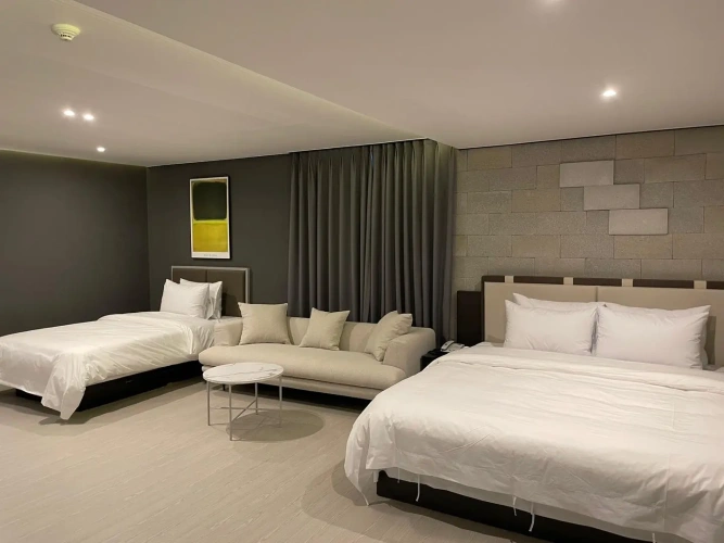 Premier Twin room