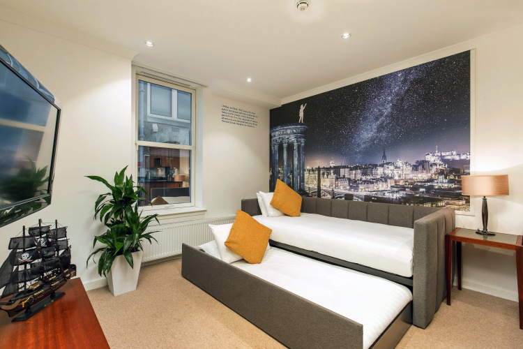 Stewart by Heeton Concept