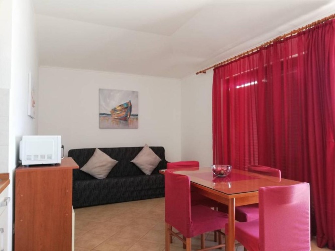 1 Bedroom Apartment with balcony