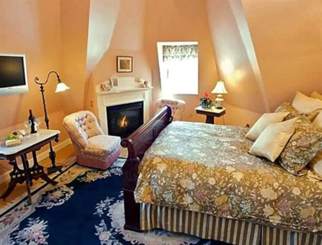 Sarah Kendall House
