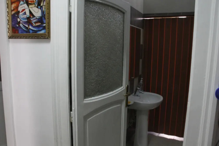 1 bed in Basic 6 Bed Female Room Share Bathroom - Campus Accommodation