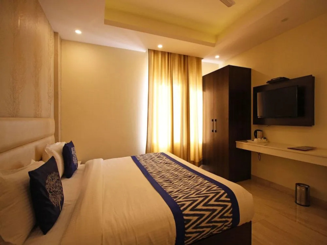 OYO 8132 Hotel Kukreja