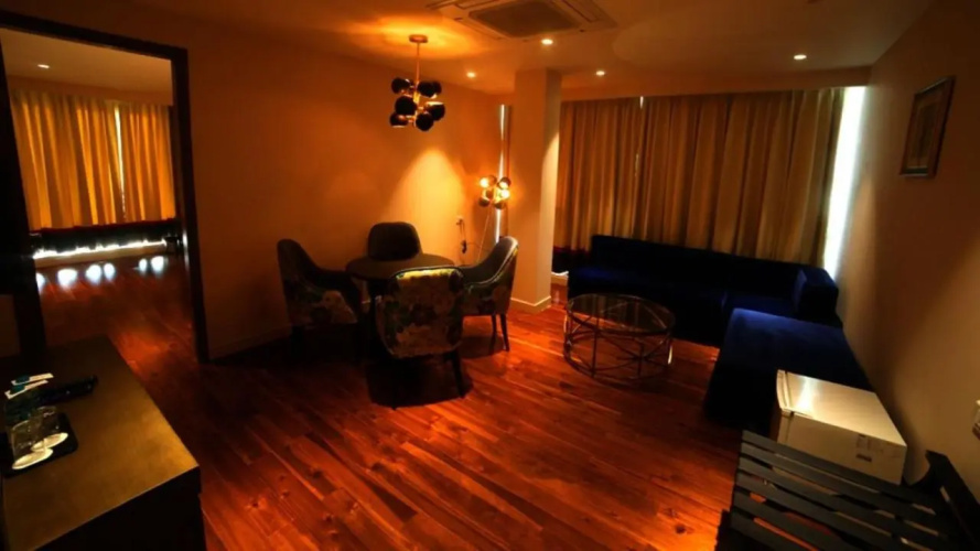 Hotel Le Lotus Grand Varanasi