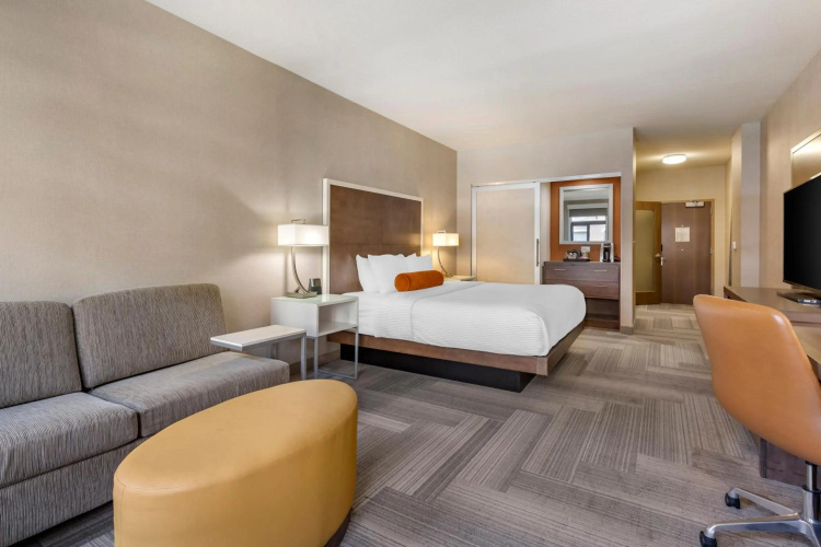Cambria Hotel Rockville photo 6
