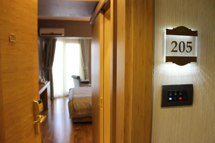 Standard Double room with lake view