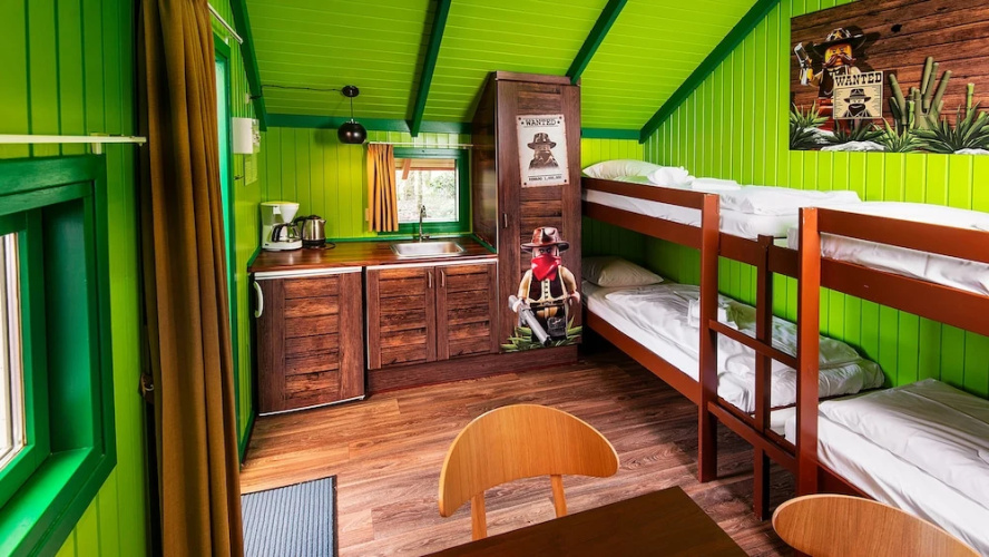 LEGOLAND Wilderness Barrels & Cabins
