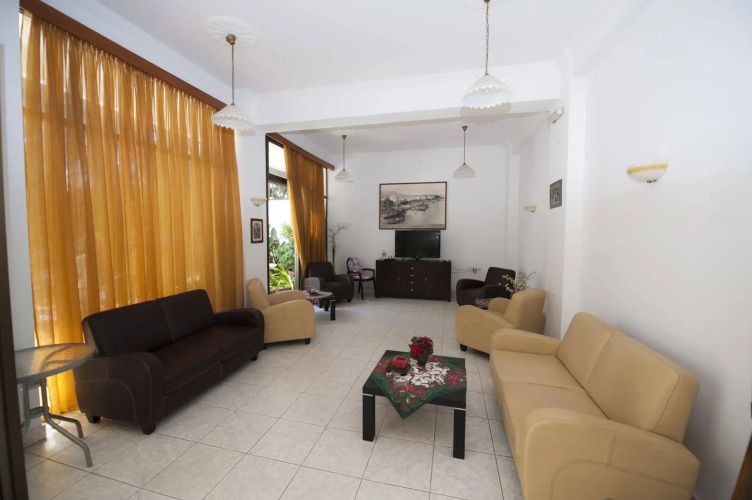 Veroniki Hotel