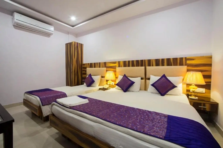 Deluxe Triple room