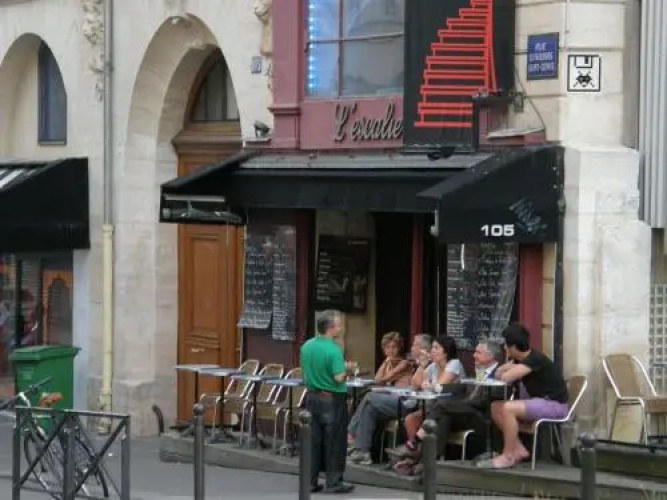 2 pièces calme et central, Paris 10ème