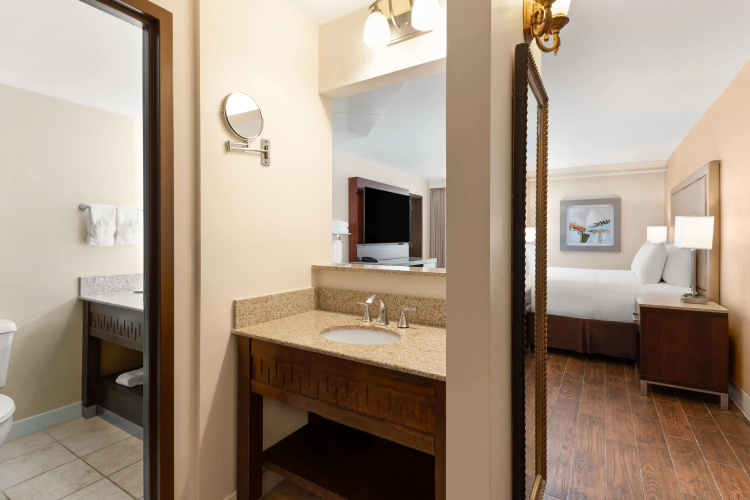 Wyndham Riverfront Little Rock photo 10