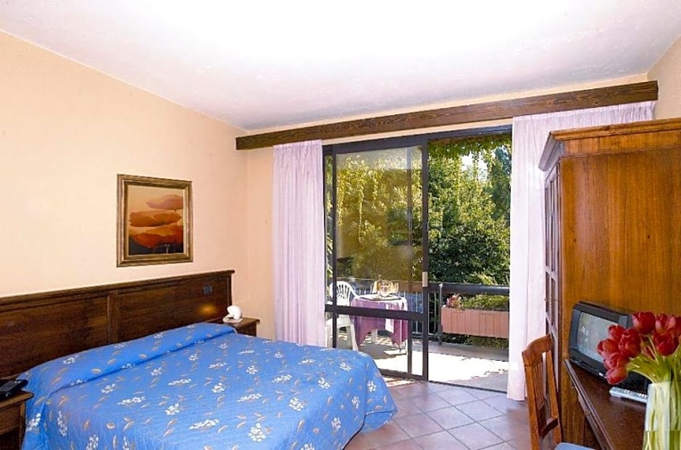 1 Bedroom Bungalow