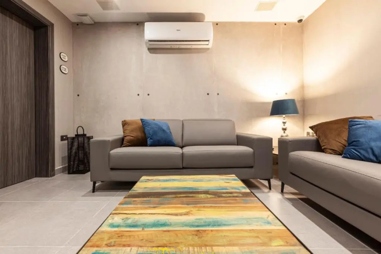 Guesthouse No. 48