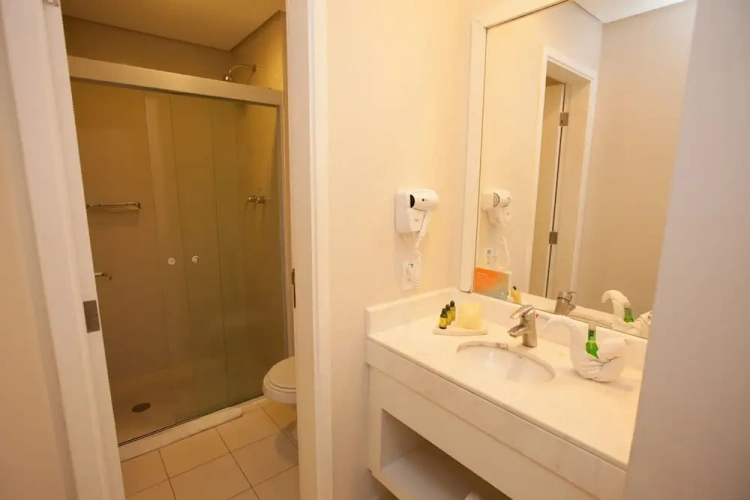 1 Bedroom Deluxe Twin room with balcony