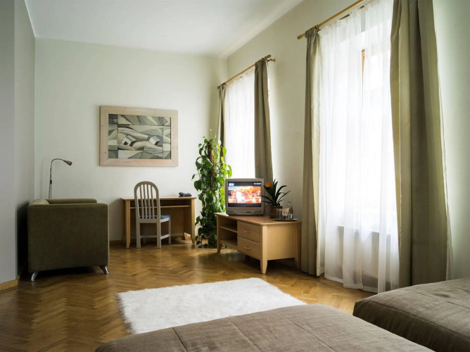Elizabete Hotel