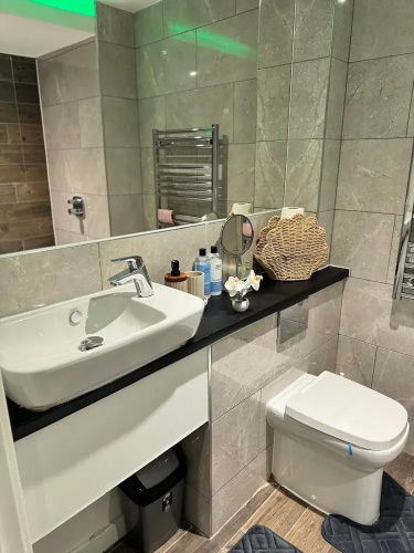 Sheffield Centre - Modern 1BR Apartment - Sleeps 3