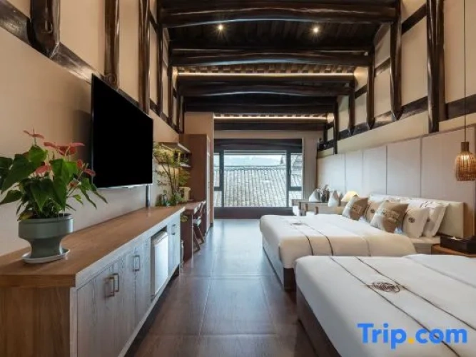 Standard Family room