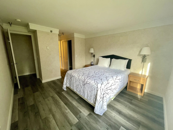 Friday Harbor Suites