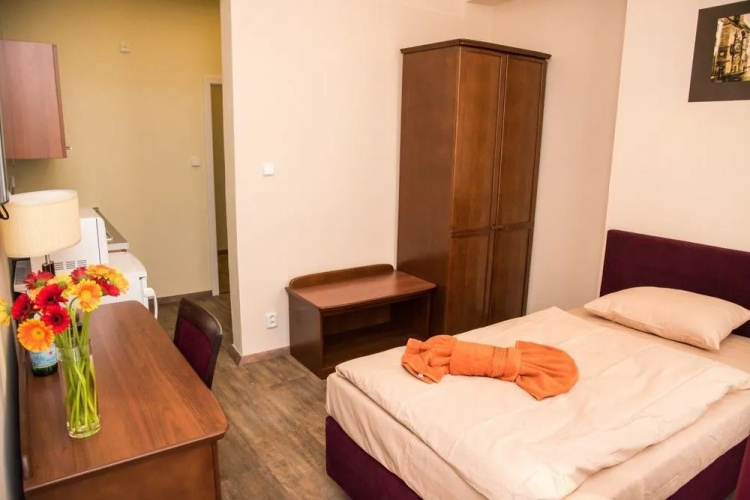 Domus Apartments