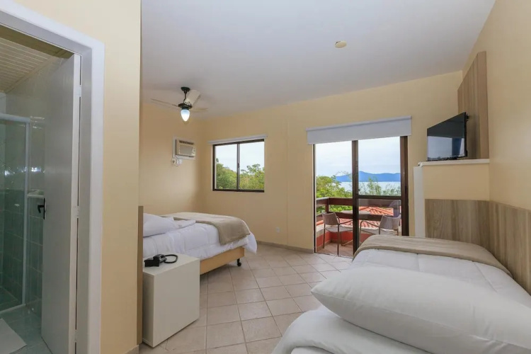 Letto Hotel Jurere Guest House
