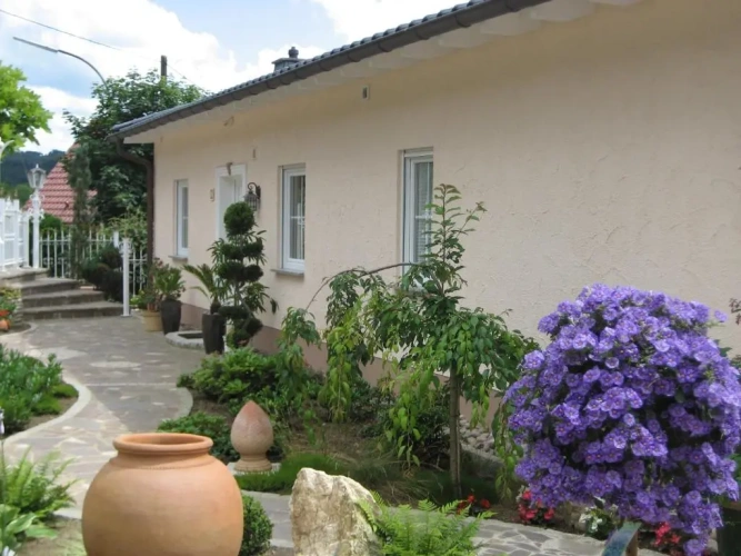2 Bedrooms Villa