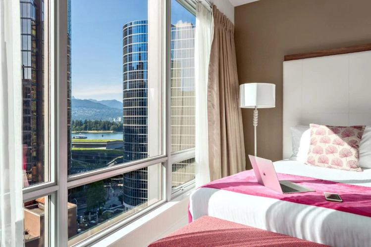 Auberge Vancouver photo 7