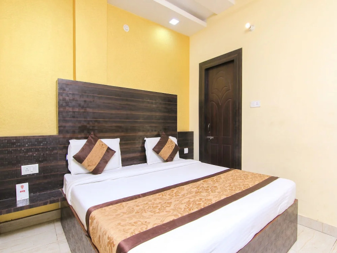 OYO Flagship 8393 Hotel Park Avenue