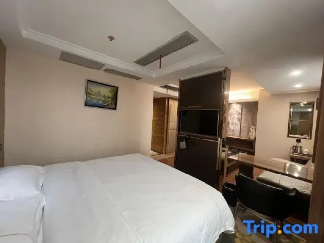Deluxe Double Suite