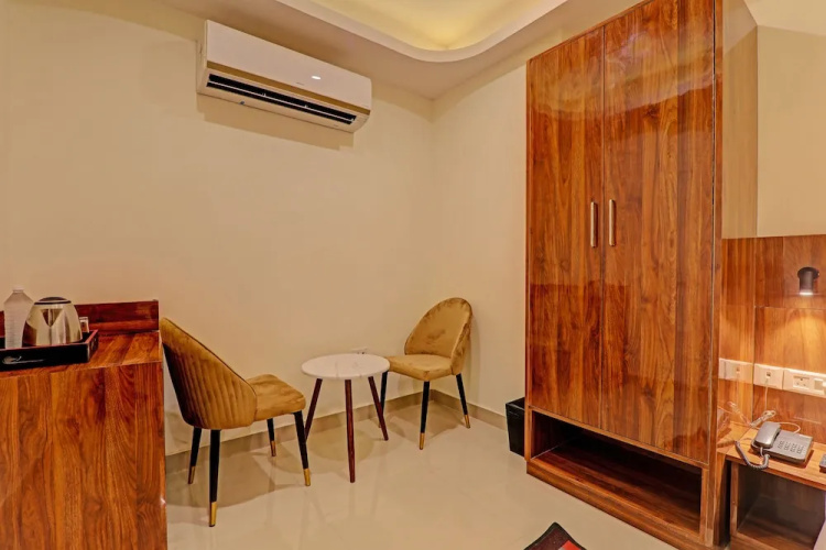 Hotel Heera Grand