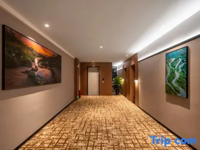 Kai Long Hotel