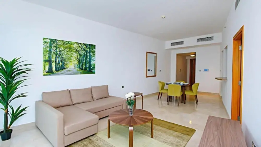 R&H Trident Grand Residences