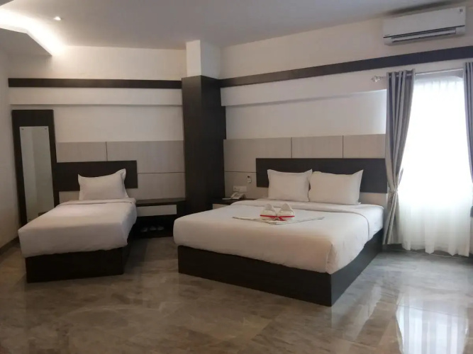 Seventeen Hotel
