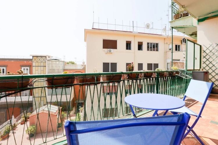 Riviera di Chiaia 207
