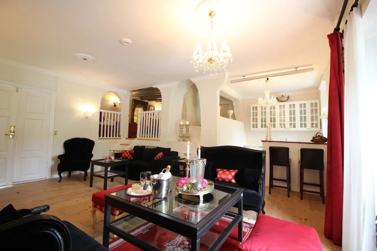 Royal Suite