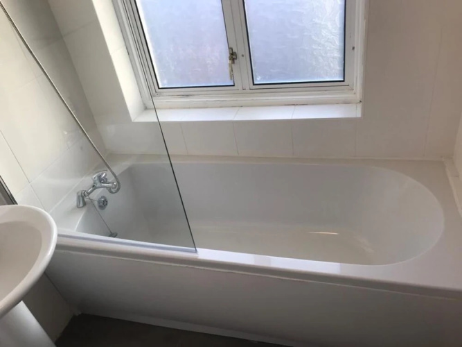 Impeccable 2-Bed Cottage in Dagenham