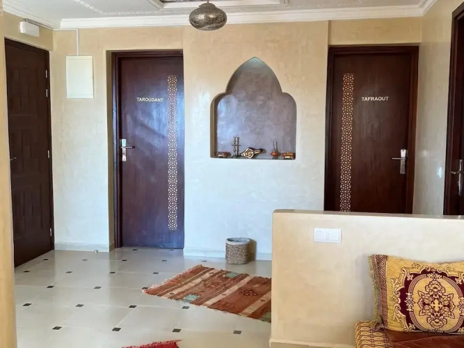 2 Bedrooms Comfort Apartment with mountain view