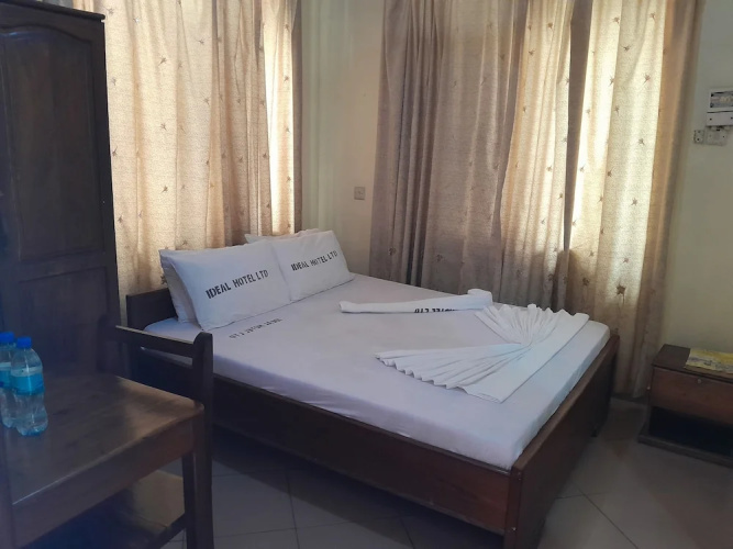 Hotel Ideal