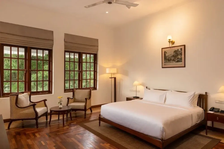 Colonial room