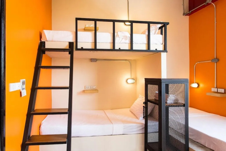 Khunsuek Muay Thai Hostel