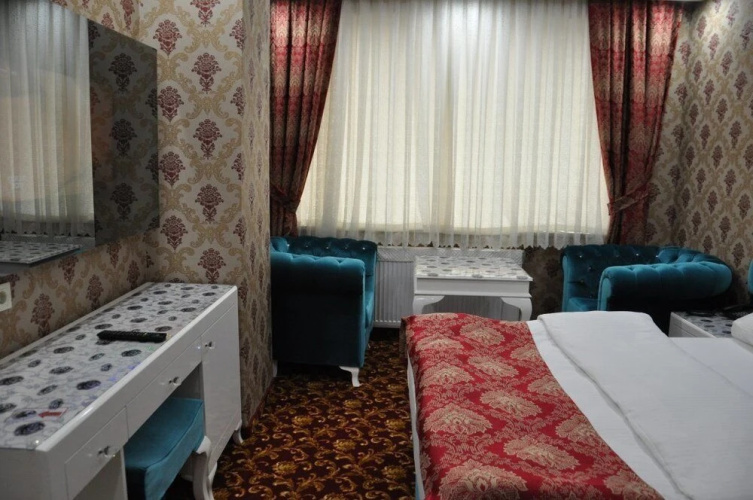 Mus Mir Hotel Saray