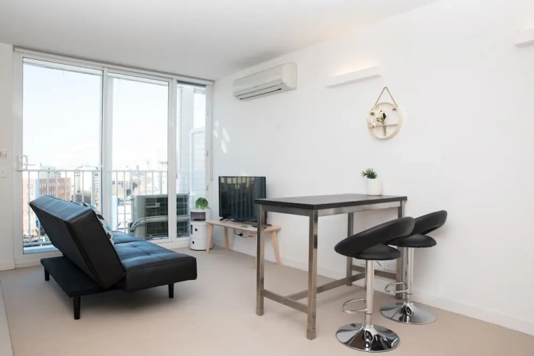 1 Bedroom Apartment with balcony