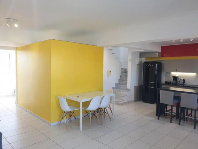 4 Bedrooms Apartment