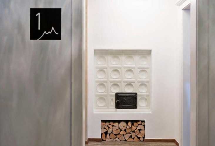 3 Bedrooms Apartment