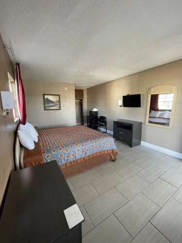 1 Bedroom Economy Single room