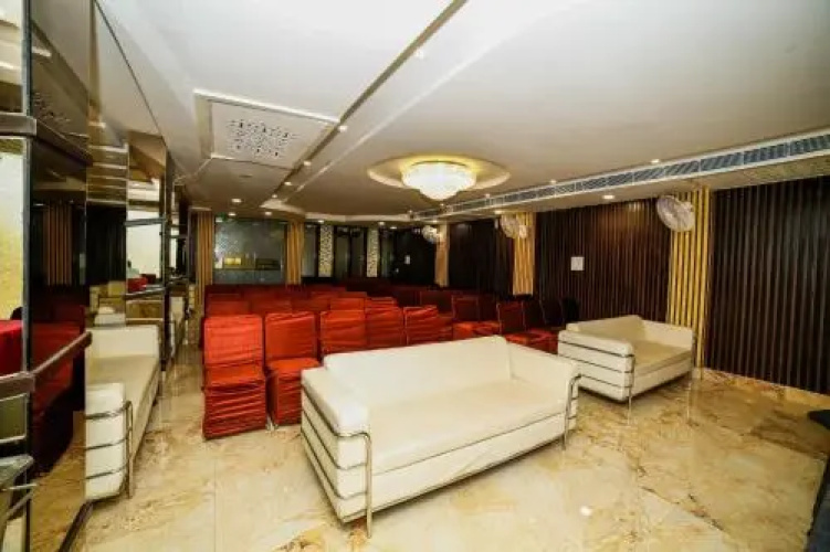 OYO 22752 Hotel Celebration Inn