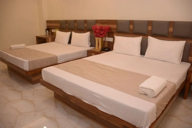 Deluxe Quadruple room