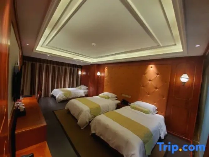 Deluxe Triple room