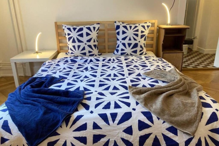 2 Bedrooms Apartment