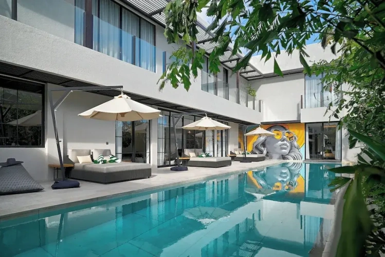 Luxury Villa