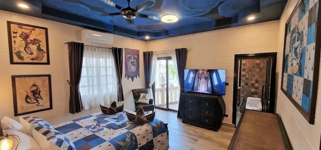 POTTERLAND Luxury Pool Villa Pattaya