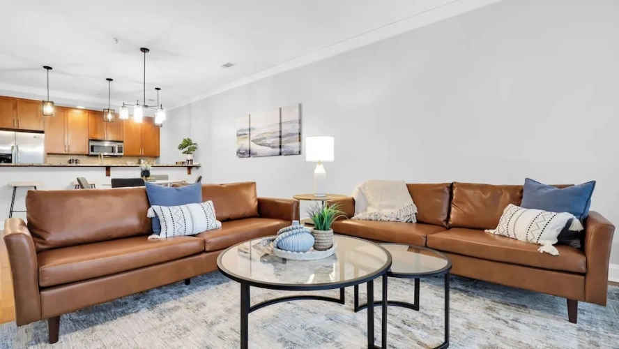 4 Bedrooms Cottage